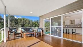 54 Kendall - Surrounded By Yuragrir National Park